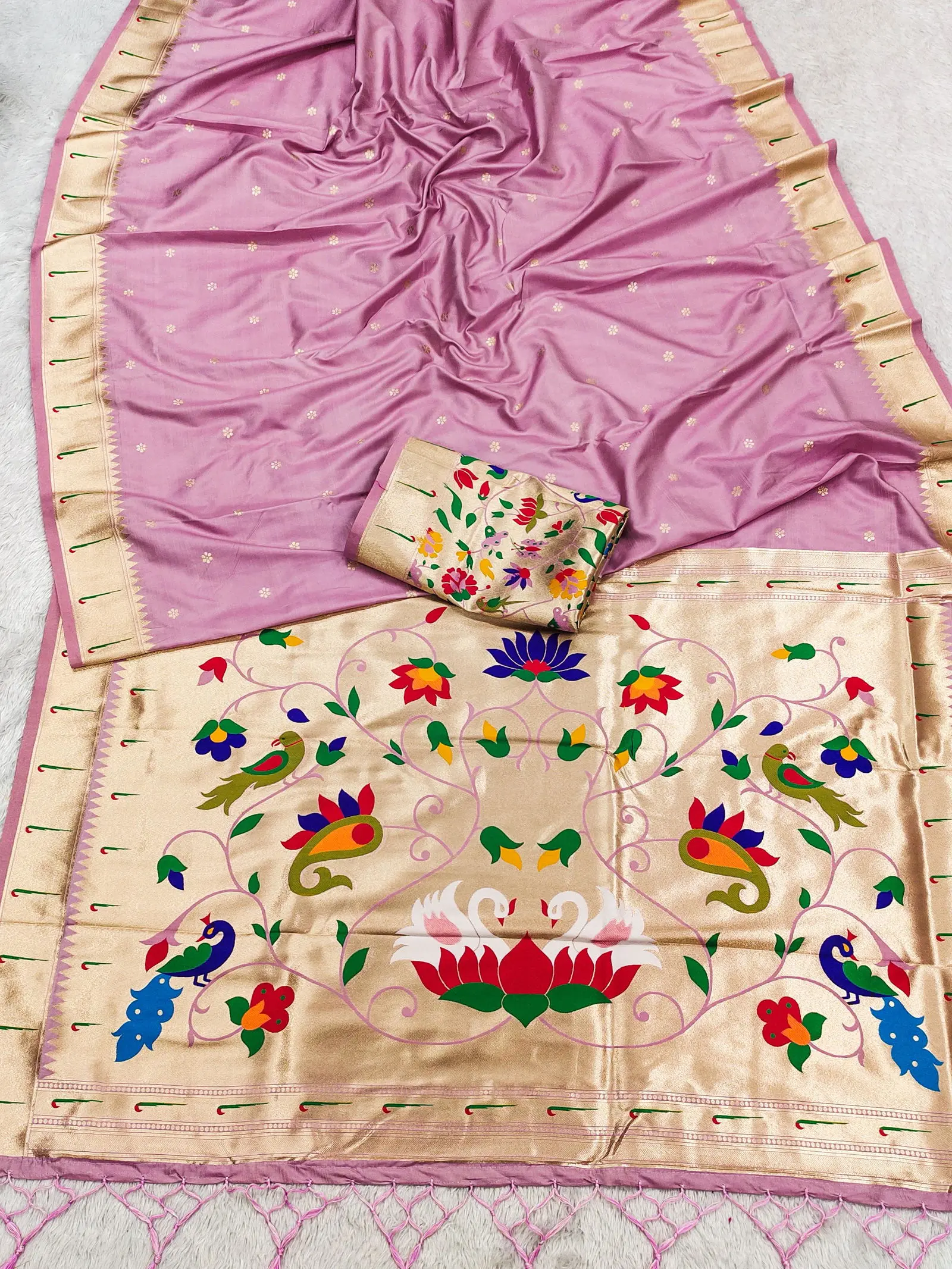 Mb 149 Paithani Silk Golden Zari Embellished Saree Collection