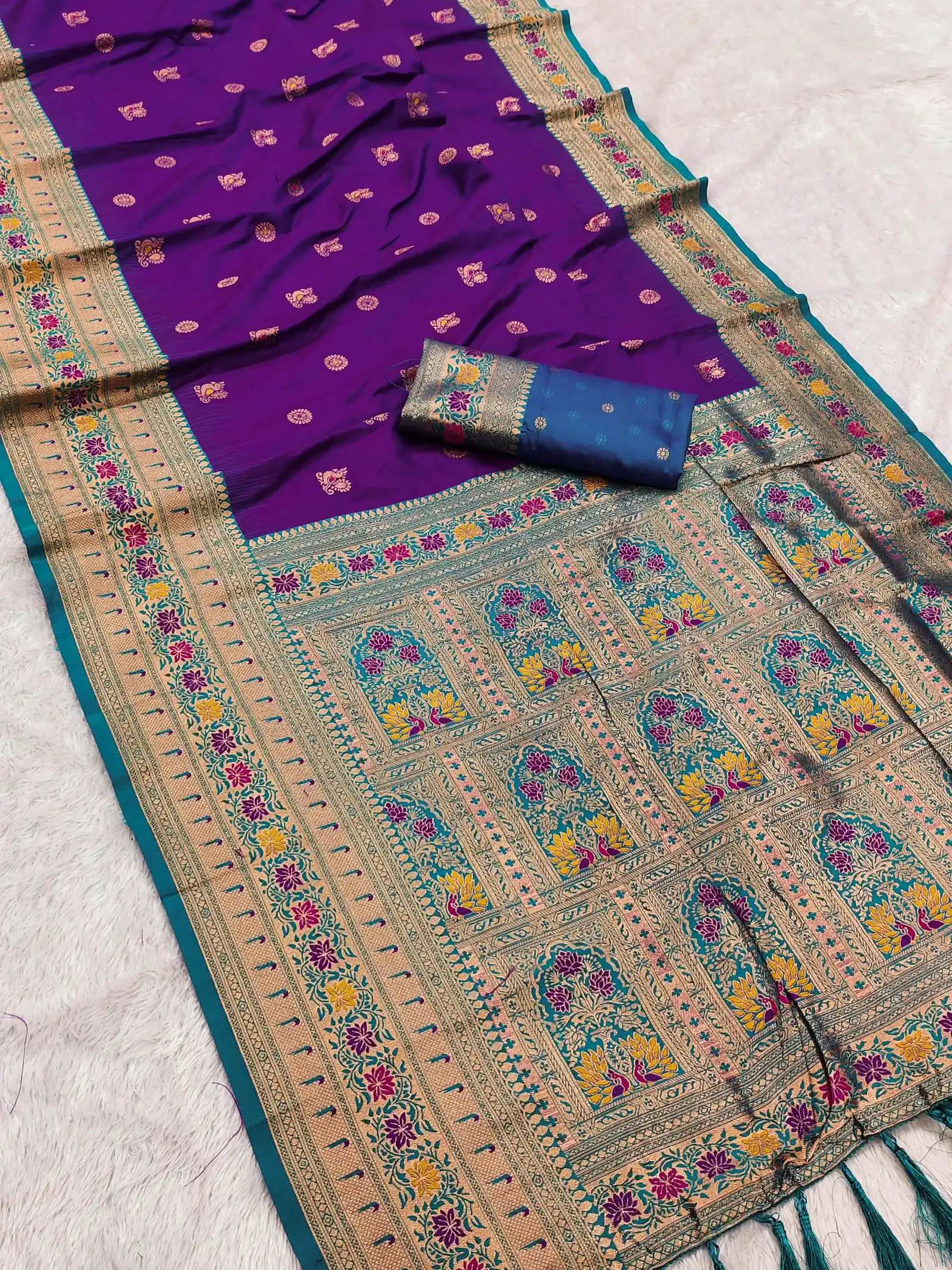 Mb 18 Ajanta Lotus Floral Motifs Paithani Silk Saree Collection