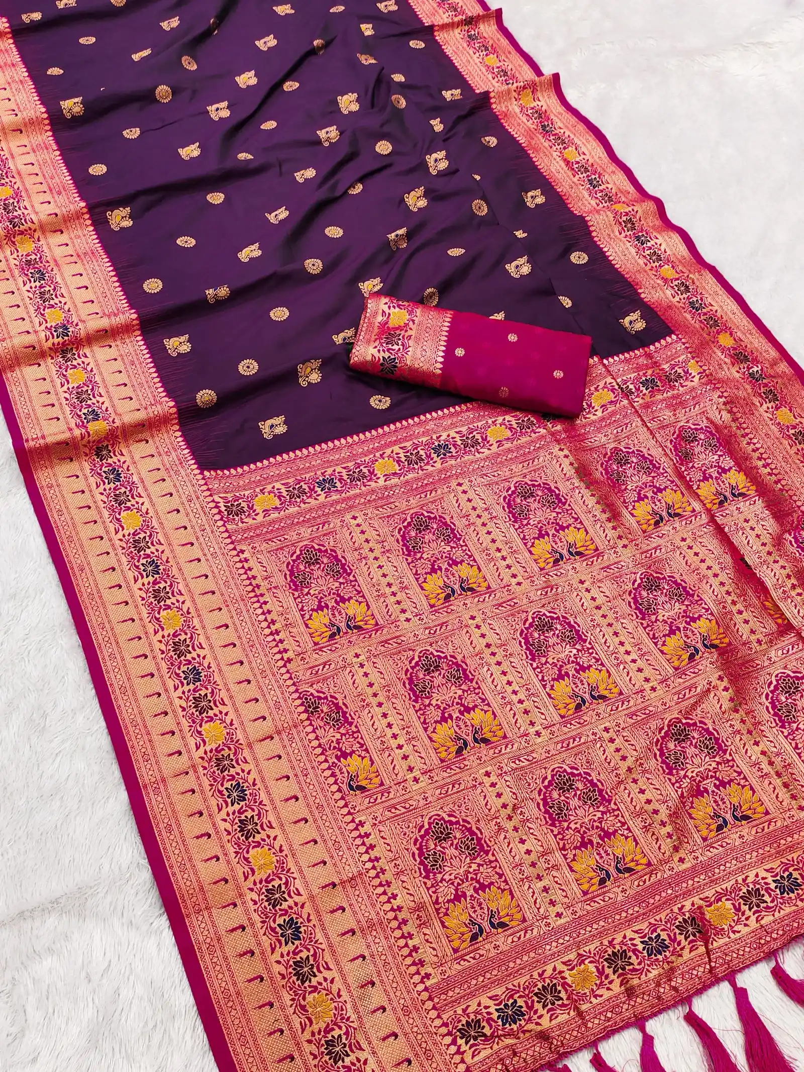 Mb 18 Ajanta Lotus Floral Motifs Paithani Silk Saree Collection