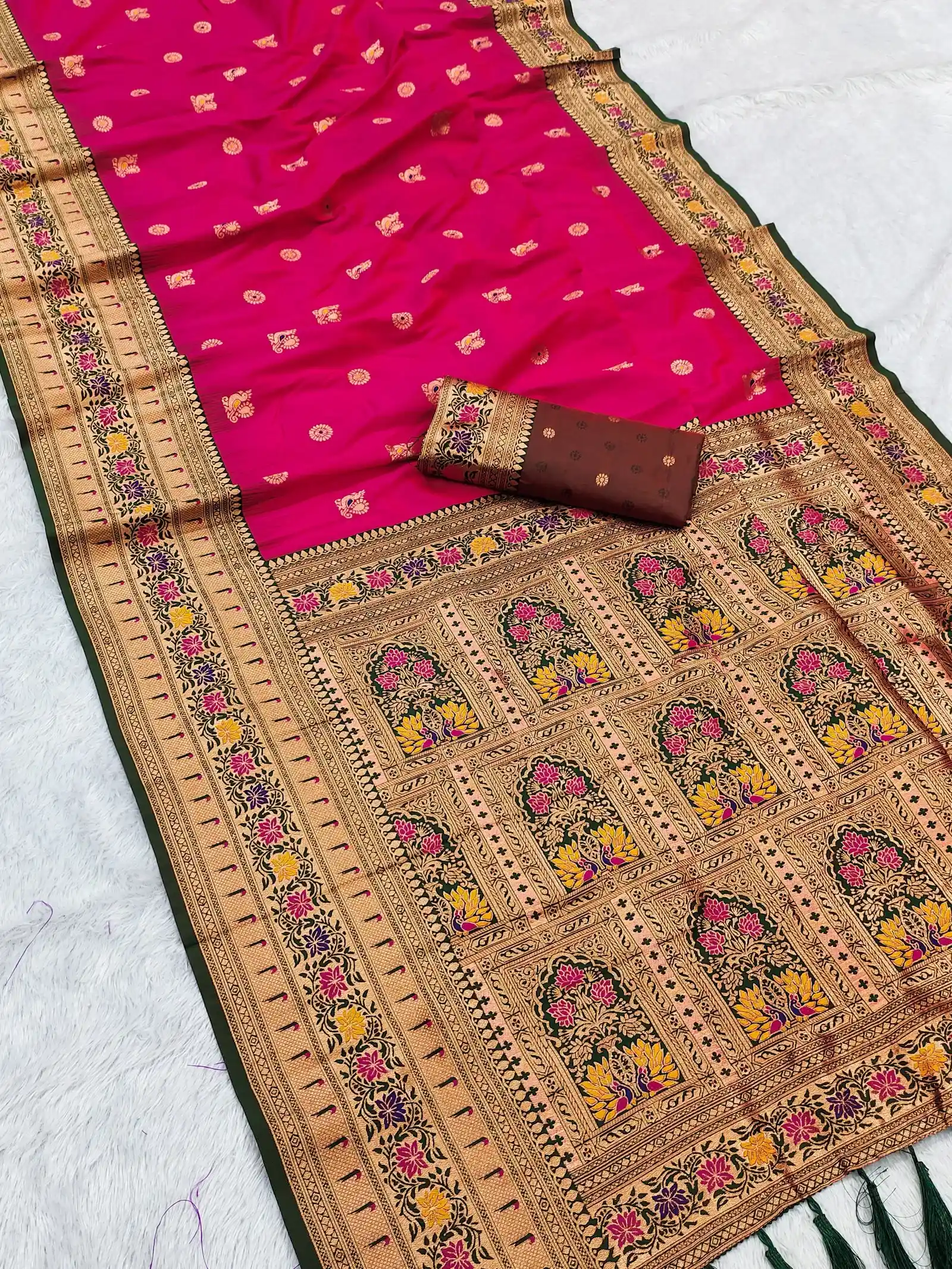 Mb 18 Ajanta Lotus Floral Motifs Paithani Silk Saree Collection