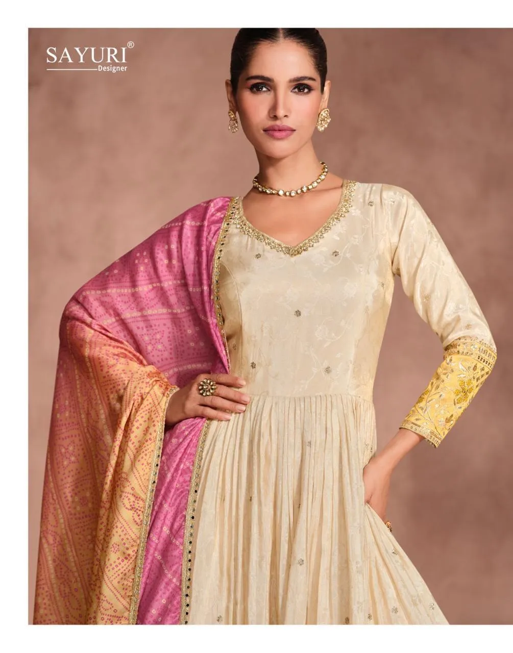 Sayuri Gunjan - 5674 - Image 3