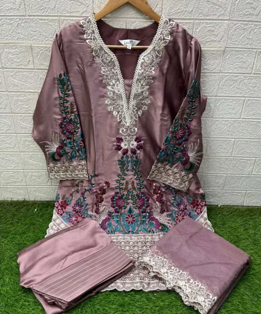 Laxuria Trendz D No 1595