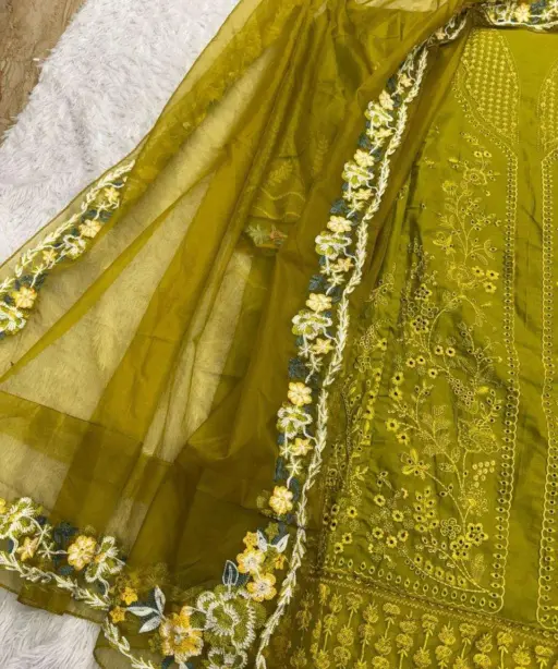 Mehboob Tex Design No - 1741 Abc