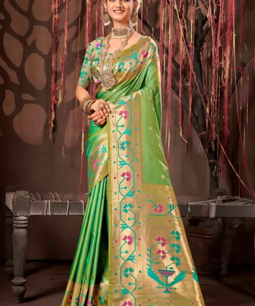 Saroj Surya Paithani