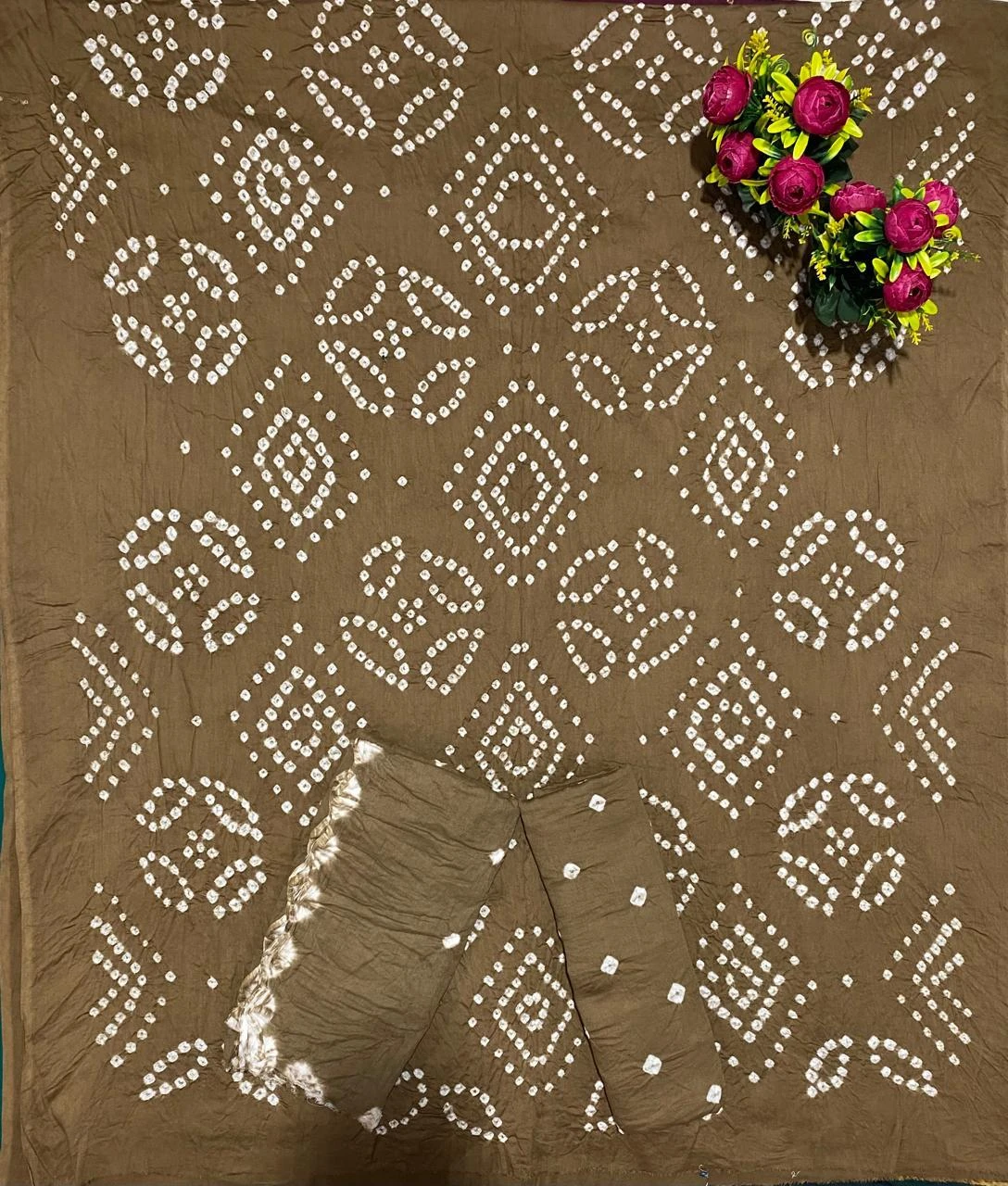 Satin Bandhej With Kanjari