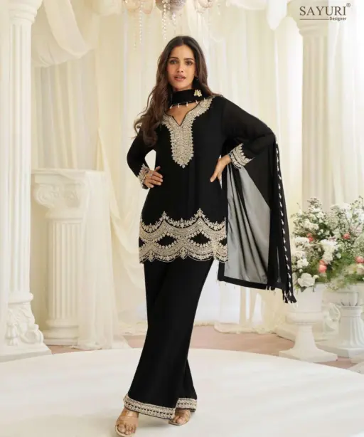 Sayuri Designer Hoor